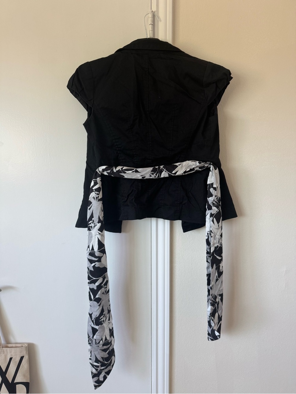 New York & Company Black Women's Short-Sleeve Jacket with Floral Sash